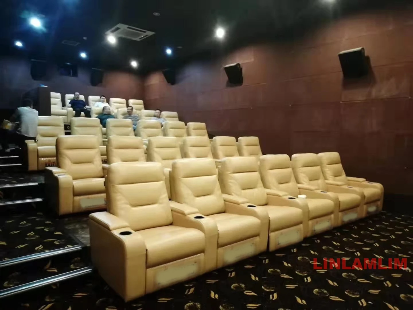 Linlamlim Echt leders ofa mit  – Home Cinema Couch Bewertung und Preis